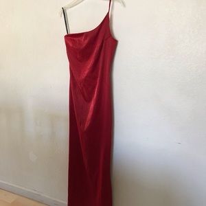 Sexy red one strap slit maxi dress